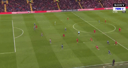 2025上海明日之星冠军杯足球赛圆满落幕，颁奖仪式进行