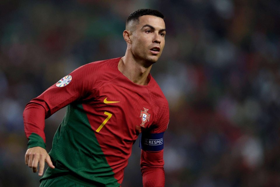 前锋终结进球荒，庆祝动作感动球迷