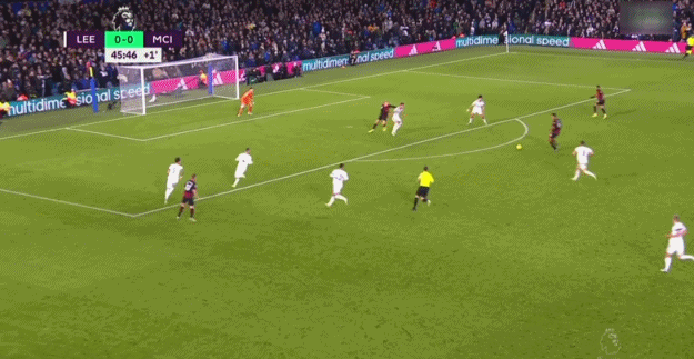 奥格斯堡2-0勒沃库森，吉安努利斯传射，药厂三中门框