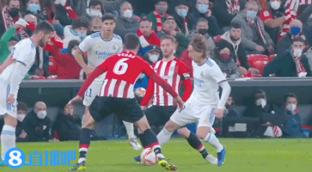 德佩荷兰队史自然年客场进球数第2，仅次于范巴斯滕