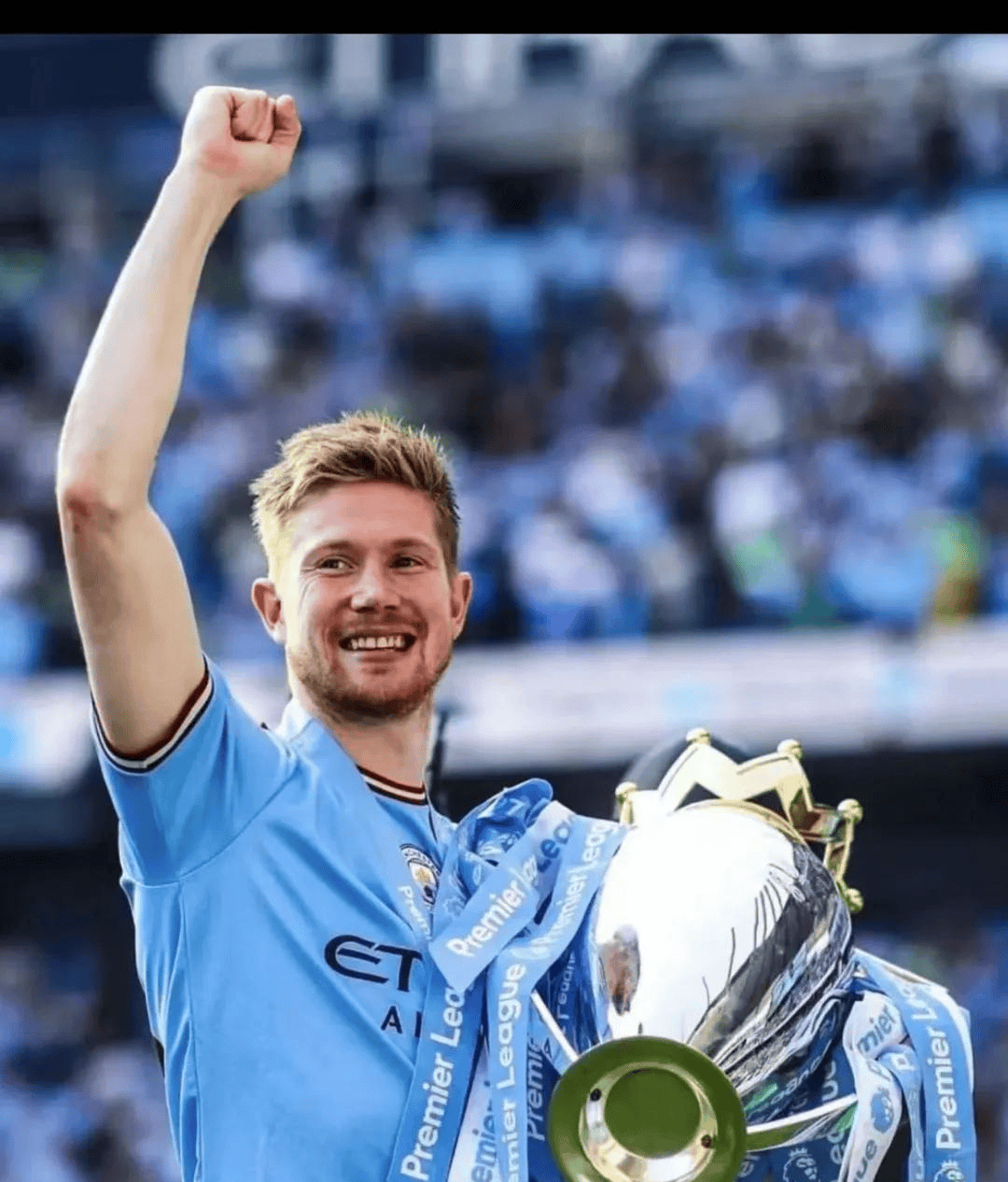 曼联客战狼队首发：库尼亚领衔战旧主、姆伯莫、B费先发