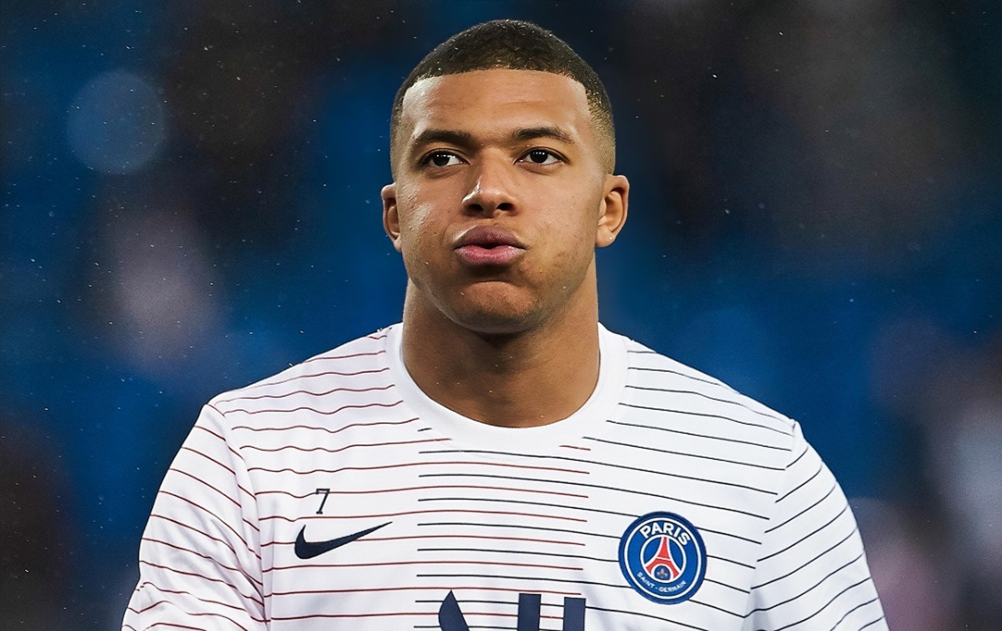 世界波直挂死角，全场尖叫